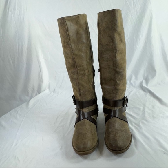 Rampage Woman’s Isadora Calf High Vegan Leather Belt Buckle Boots - Picture 2 of 8